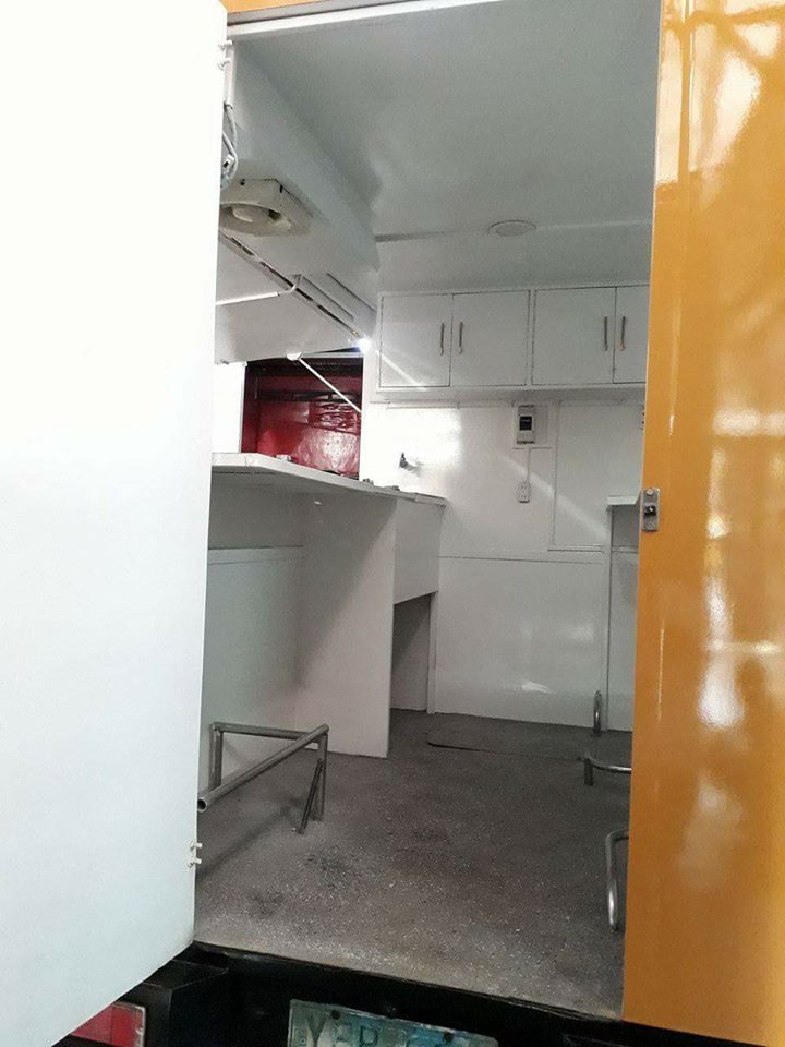 21106518_872836876205785_8396776031399213026_n