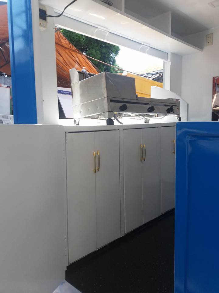 29243930_992320300924108_5118764503231627264_n